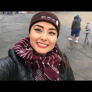 Meet your Posher, Denisse